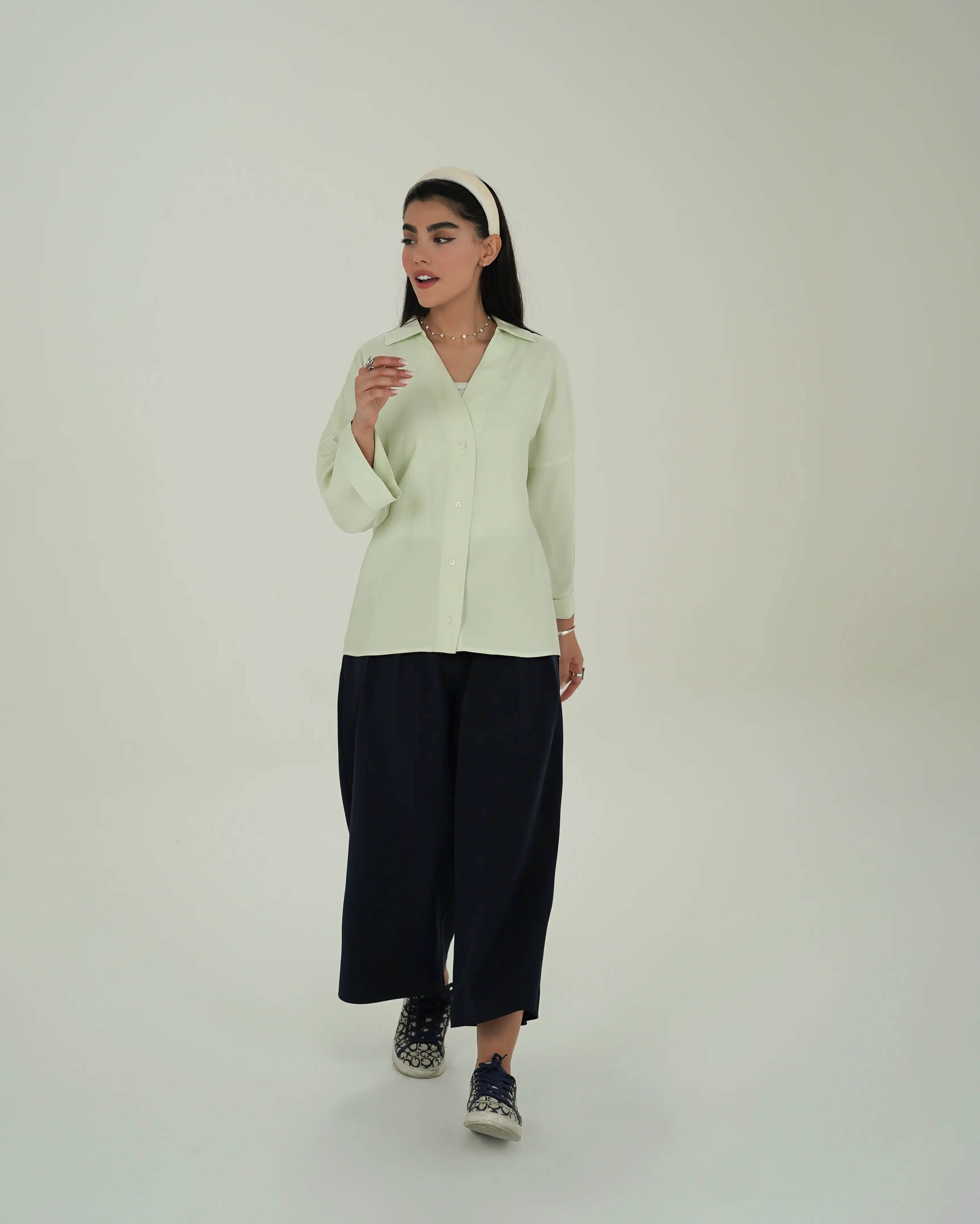 شومیز زنانه سیلک مودال طرح سانترا